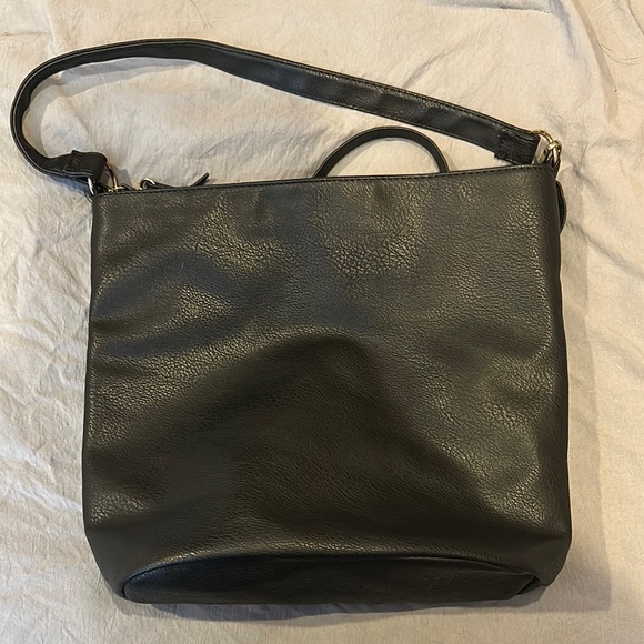 Dolce Vita Black Shoulder Bag - Picture 4 of 5